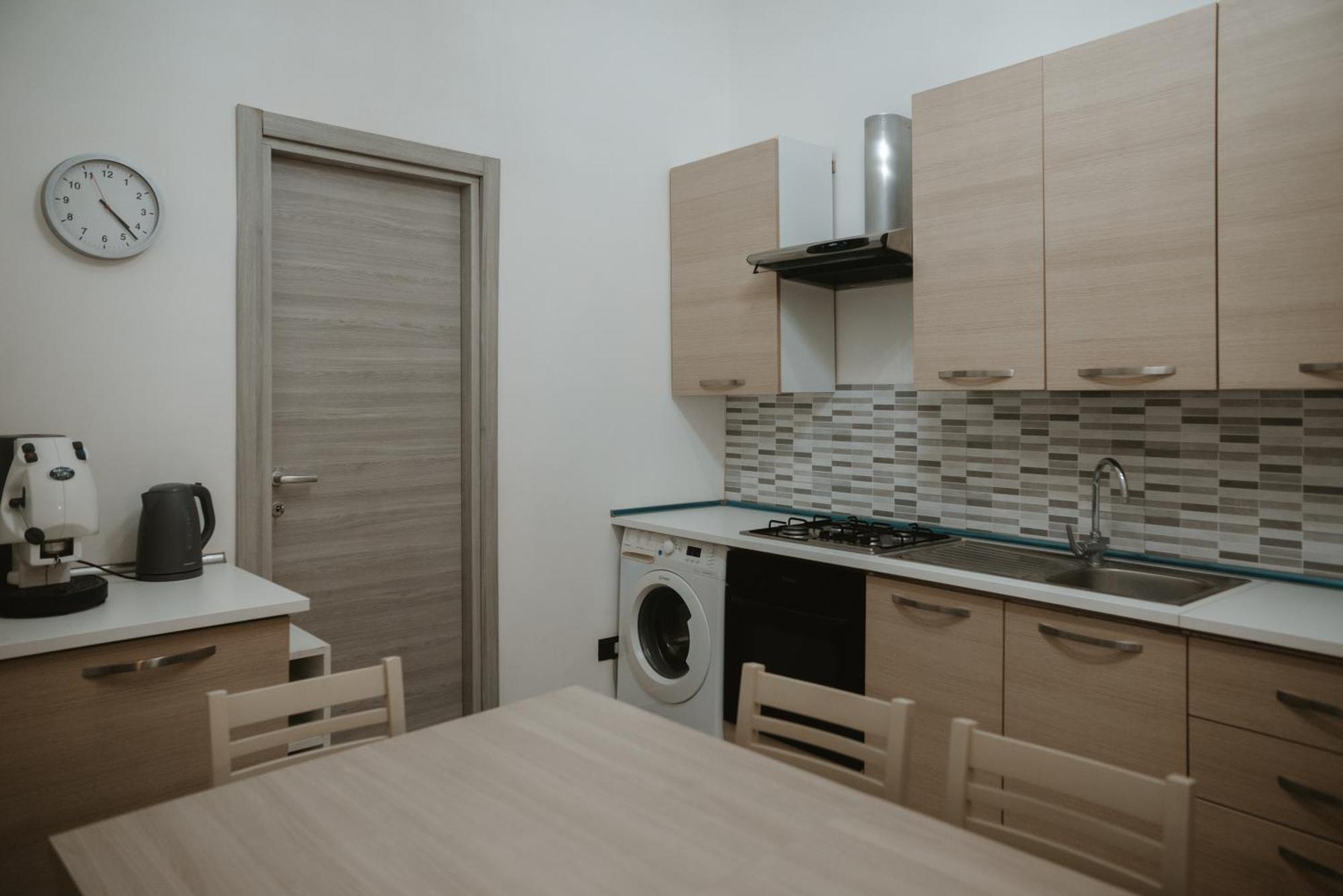 Home Luca Катанія Екстер'єр фото